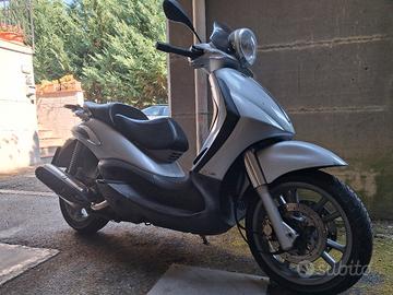 piaggio beverly 500