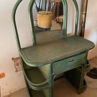 Mobile toeletta in bamboo e rattan