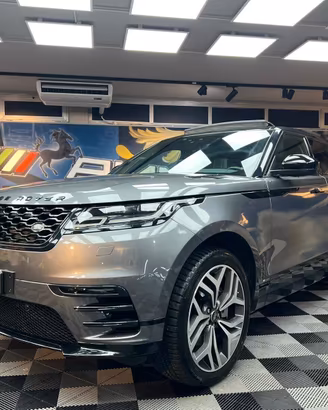 Land Rover Velar 2.0 si4 R-Dynamic S 300cv (086)