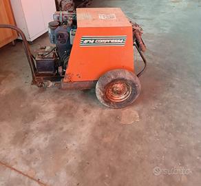 Compressore con motore a scoppio Lombardini