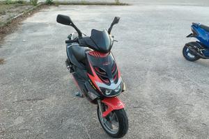 Aprilia sr 