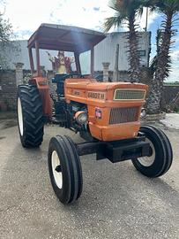 TRATTORE FIAT 640 DTH CON CAPPOTTINA