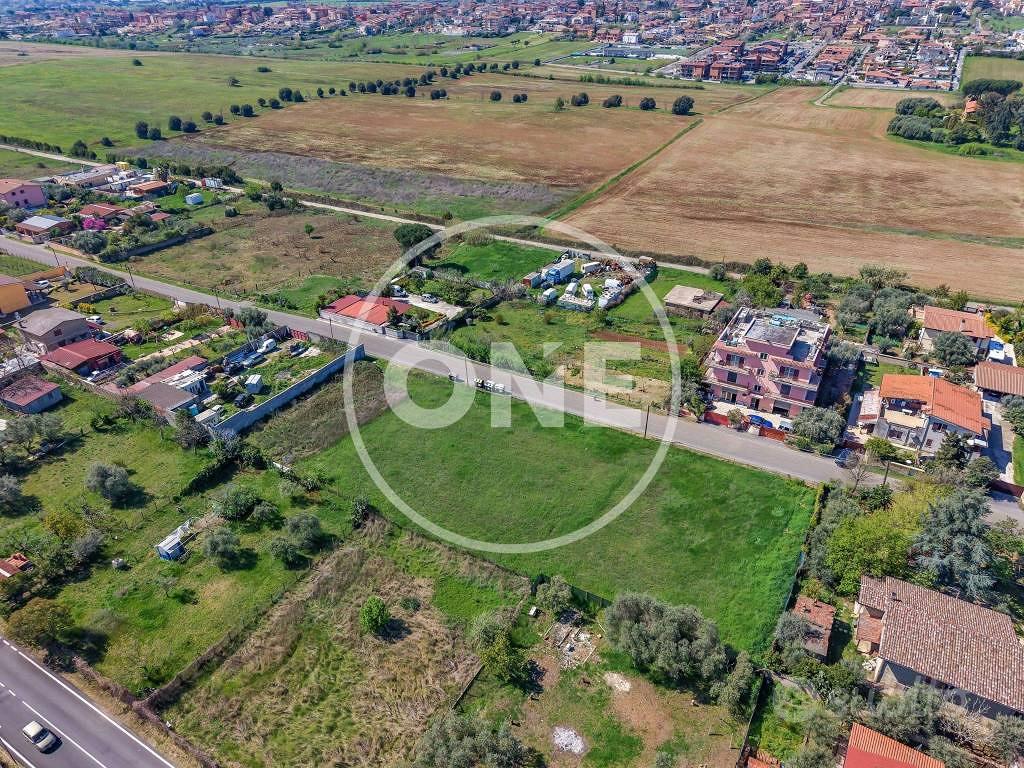 Terreno di 705 m² a Roma - Vista 4