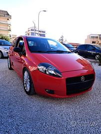 macchina fiat punto