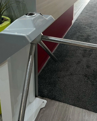 Tornello a Tripode Controllo Accessi per Palestra