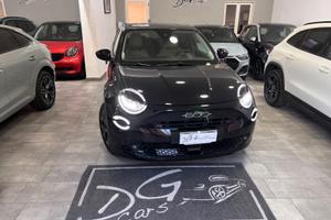 FIAT 600 HYBRID DCT MHEV "LA PRIMA" IVA ESPOSTA