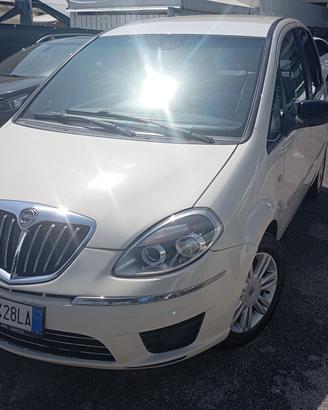 Lancia Musa 1.4 8V Ecochic GPL Diva