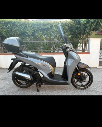  Honda SH300 anno 2018 "air force" 