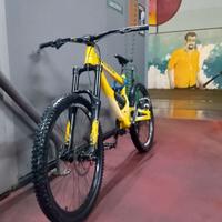 Commencal supreme 8, 26" L (PREZZO TRATTABILE)