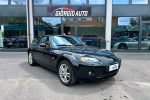 Mazda MX-5 Roadster Coupe 1.8 Fire