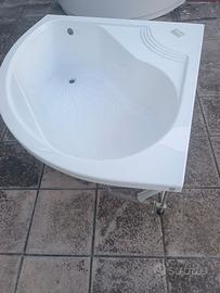 vasca da bagno ad angolo 