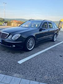 Mercedes Benz classe E320 cdi S211