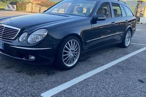 Mercedes Benz classe E320 cdi S211