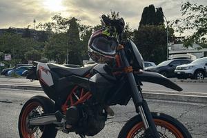 KTM 690 SMC-R DEPOTENZIATO A LIBRETTO
