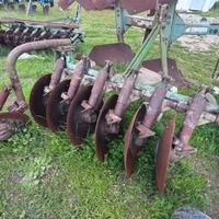 Aratro a 6 dischi Nardi usato