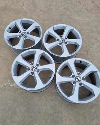  cerchi golf GTI