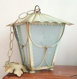 Lampada lanterna vintage, metallo e vtreo.