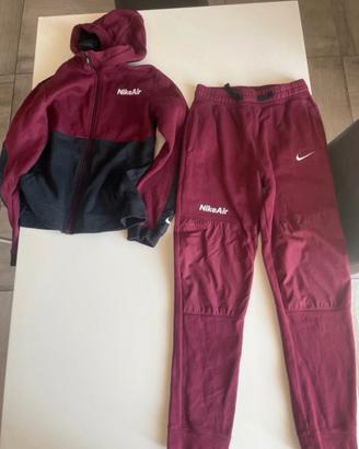 Tuta della Nike