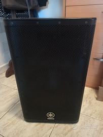 Coppia casse Yamaha DXR12 difettose