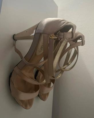 Scarpe con il tacco