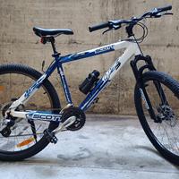 Mountaun bike Scott Voltage