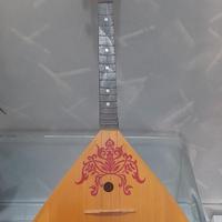 Balalaika strumento musicale russo a corde 