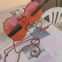 Violino artigianale in ferro