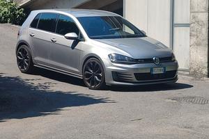 GOLF GTD 