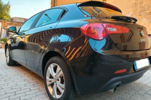Alfa Romeo Giulietta 1.6 JTDM – 99.000 km