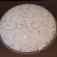 Lampadario,plafoniera nuova  con disegni argentati