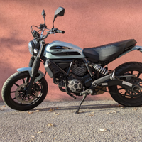 Ducati scrambler sixty2