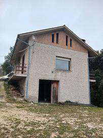 Villino immerso nel verde