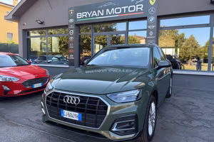 Audi Q5 50 TFSI e quattro S tronic Business