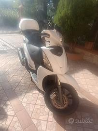 Kymco People 300 - 2011