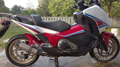 honda integra 750 HRC