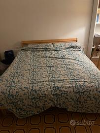 Letto matrimoniale in legno