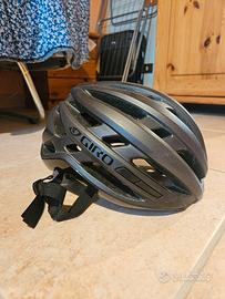 Casco da bicicletta marca Giro