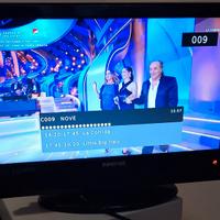 TV  monitor inno hit con telecomando