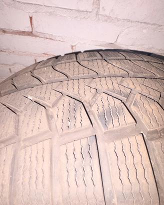 Treno di gomme invernali supernow