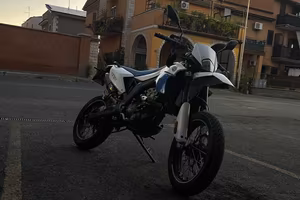 Motard 125 (mondial Smx 125 4t)