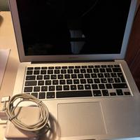 Apple Macbook Air