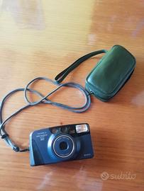 Yashica Microtec zoom 90, anni '90 (a rullino)