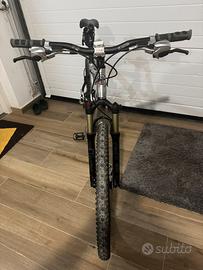 Bici mtb xt hardcore lee-cougan