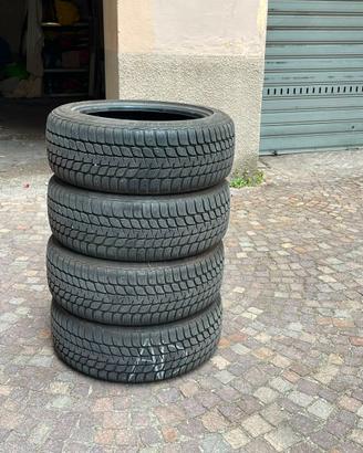 4 Gomme Invernali Bridgestone - 185/55 R16