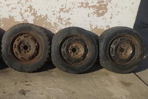 Pneumatici chiodati R14