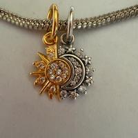 Charm pandora nuovi senza scatol sole e luna