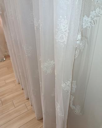 Tenda in organza con mantovana