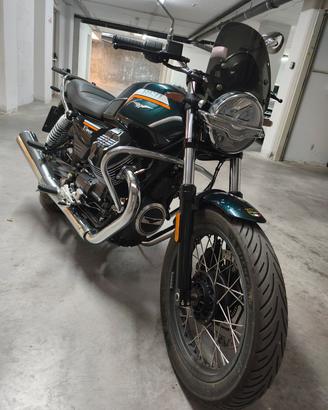 Moto Guzzi V7 Special 