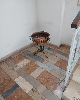 portavasi in ferro battuto