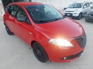 Lancia Ypsilon 1.3 MJT 16V 95 CV 5 porte S&amp;amp